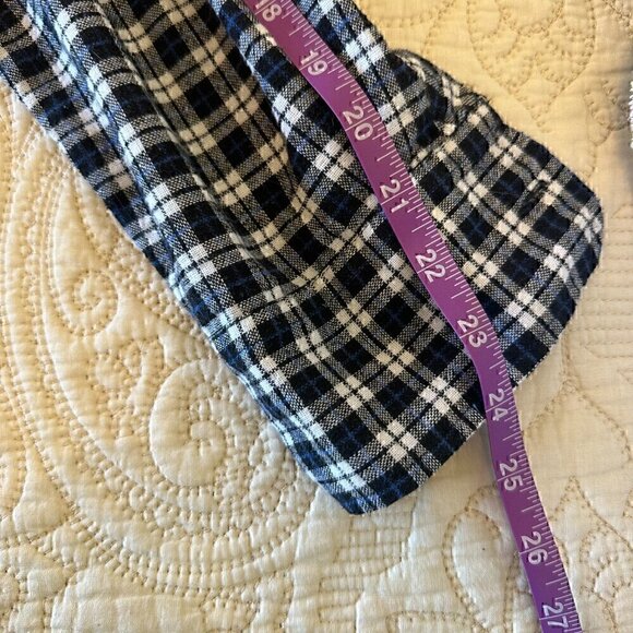 GENDER NEUTRAL navy plaid flannel button down casual cute size M / L - Picture 6 of 7